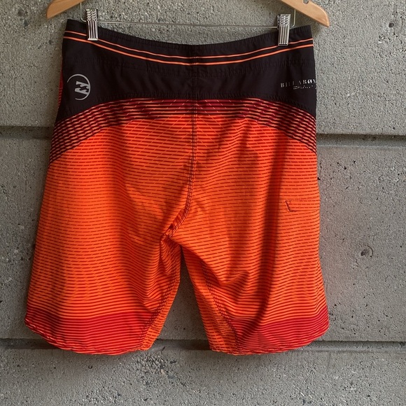 Billabong Stretch Boardshorts - Picture 7 of 10
